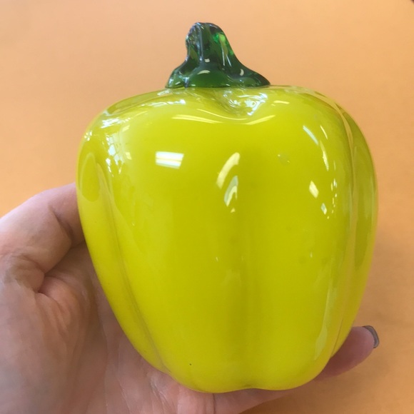 Vintage 4-1/4" Murano Italy Hand Blown Art Glass Yellow Pepper - Picture 2 of 5